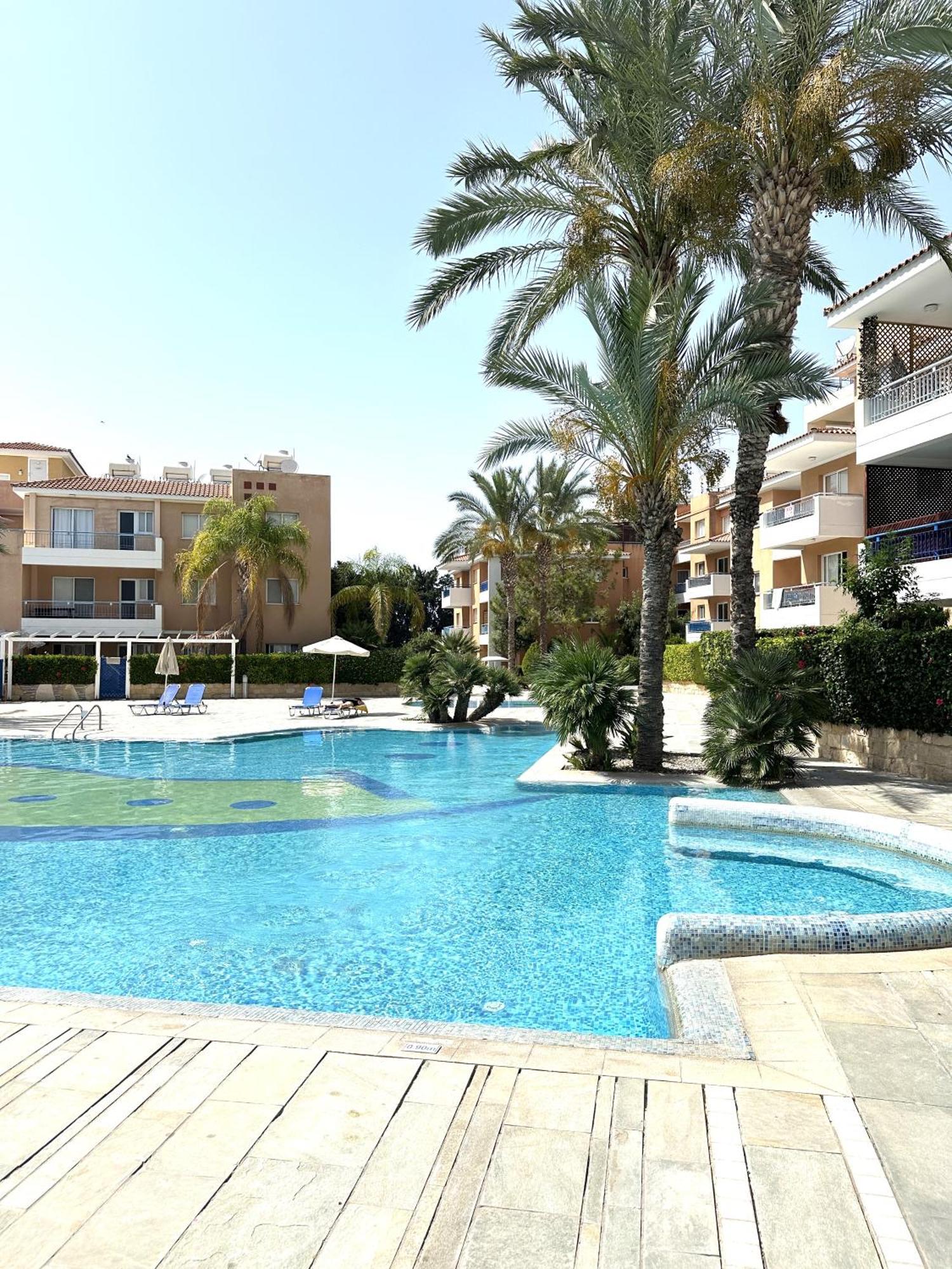 H&O Golden Sun Suite Paphos Exterior photo