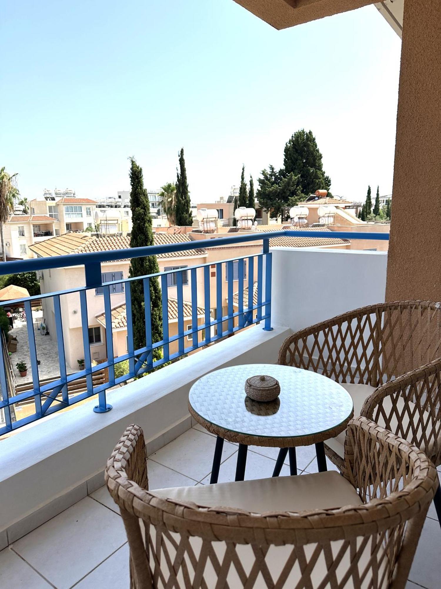 H&O Golden Sun Suite Paphos Exterior photo